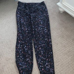 Gap blackout technology leggings